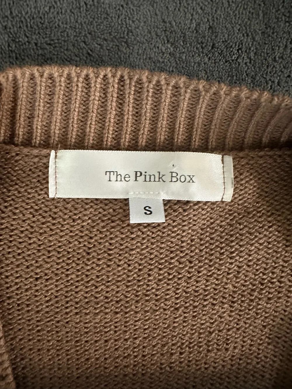 Color block cropped sweater
